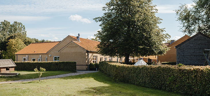 Børnehaven Tuen set fra legepladsen.